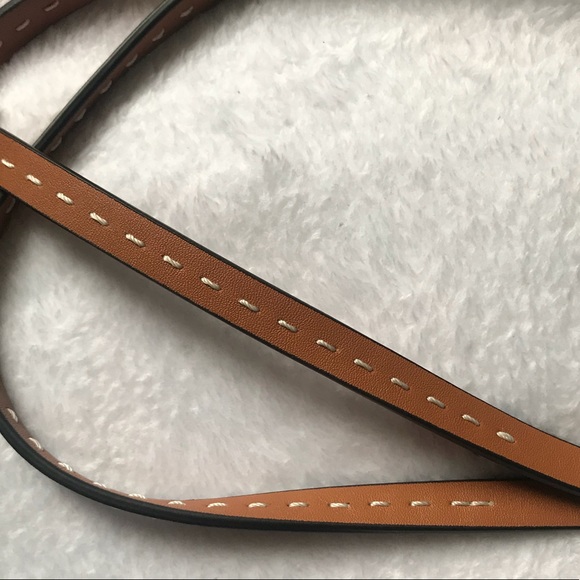 ❗️SOLD❗️Tory Burch Kerrington Parrot Square Tote - Picture 8 of 8